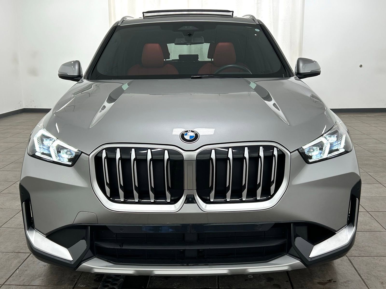 Used 2025 BMW X1 xDrive28i w/ Technology Package image 7