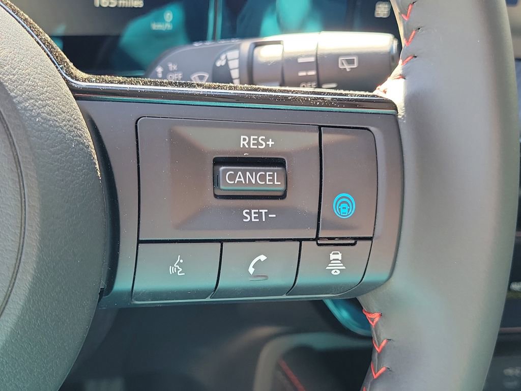 New 2026 Nissan Kicks SR w/ Cold Weather Package image 30