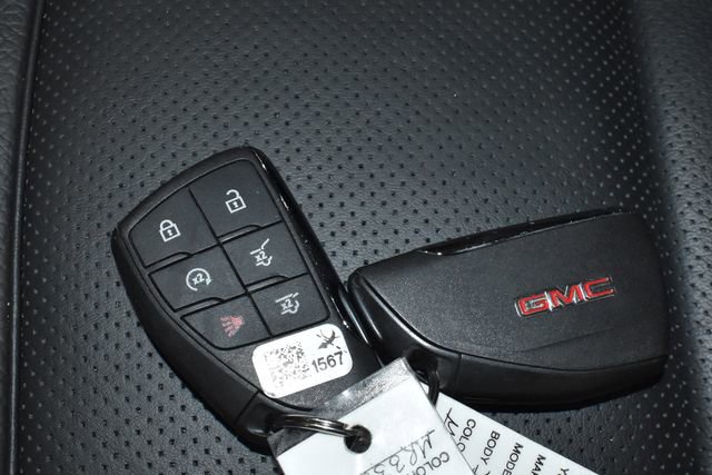 Used 2021 GMC Yukon XL Denali image 23