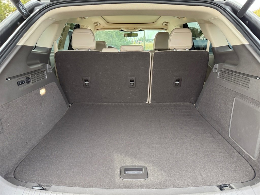 Used 2022 Lincoln Nautilus Reserve w/ Equipment Group 201A image 16