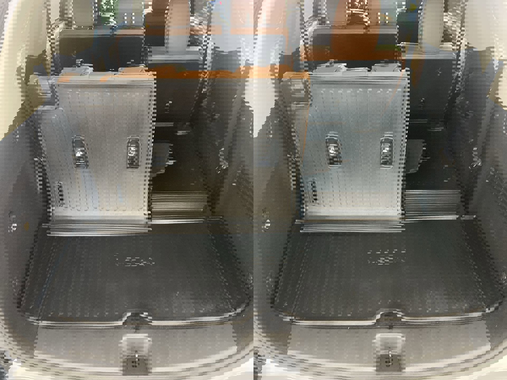 Certified 2024 Nissan Pathfinder Platinum w/ Cargo Package image 26