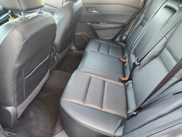 Used 2022 Nissan Rogue SV w/ SV Premium Package image 24