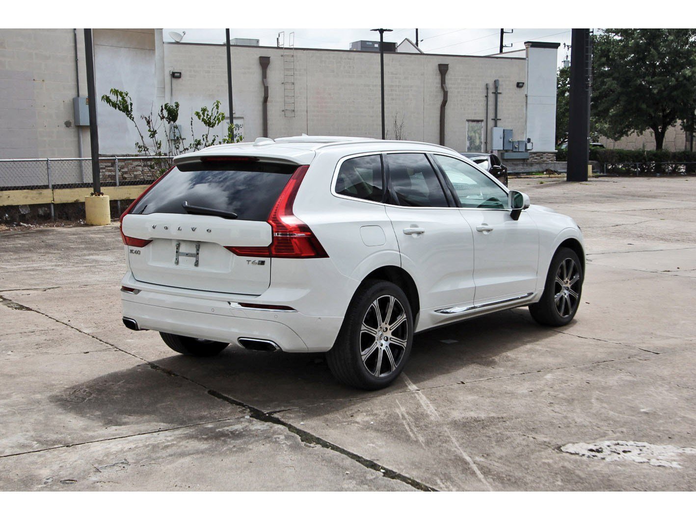 Used 2020 Volvo XC60 T6 Inscription AWD/4WD image 7