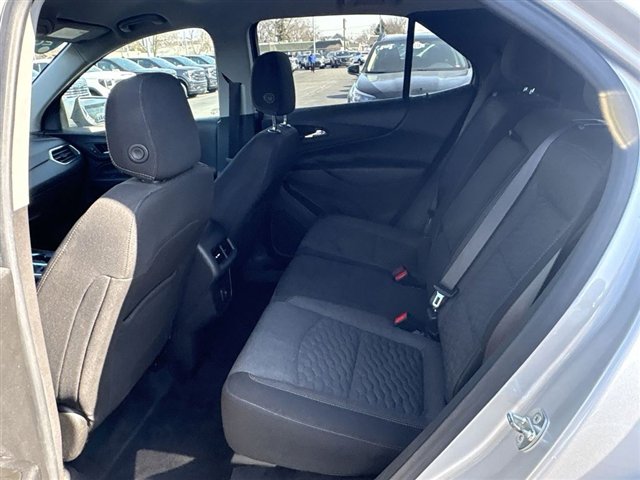Used 2021 Chevrolet Equinox LT image 23