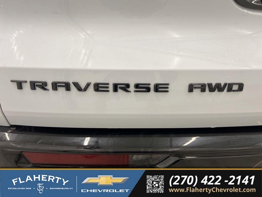 Used 2026 Chevrolet Traverse RS w/ LPO, Floor Liner Package AWD/4WD image 17