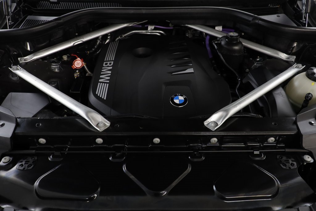 Certified 2025 BMW X7 xDrive40i w/ Premium Package image 23