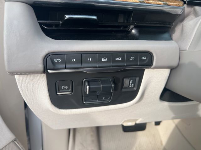 Used 2021 Cadillac Escalade ESV Sport Platinum image 32