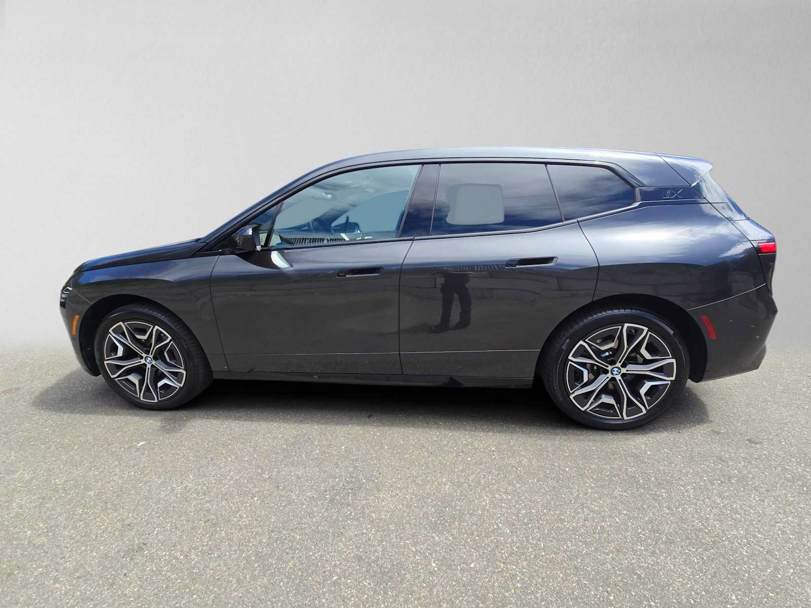 Used 2026 BMW iX xDrive45 AWD/4WD image 6