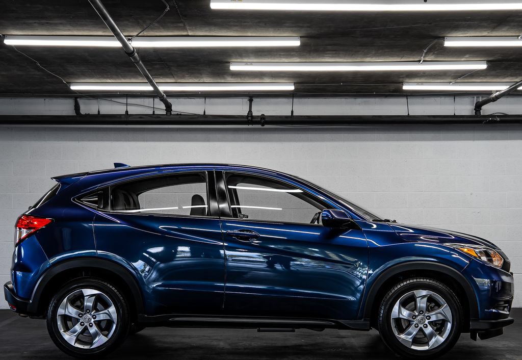 Used 2016 Honda HR-V LX image 6