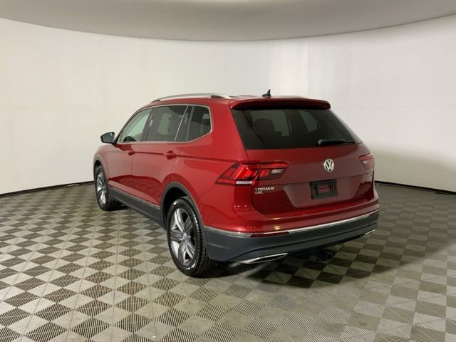 Used 2019 Volkswagen Tiguan SEL Premium w/ 3rd Row Seat Package image 9