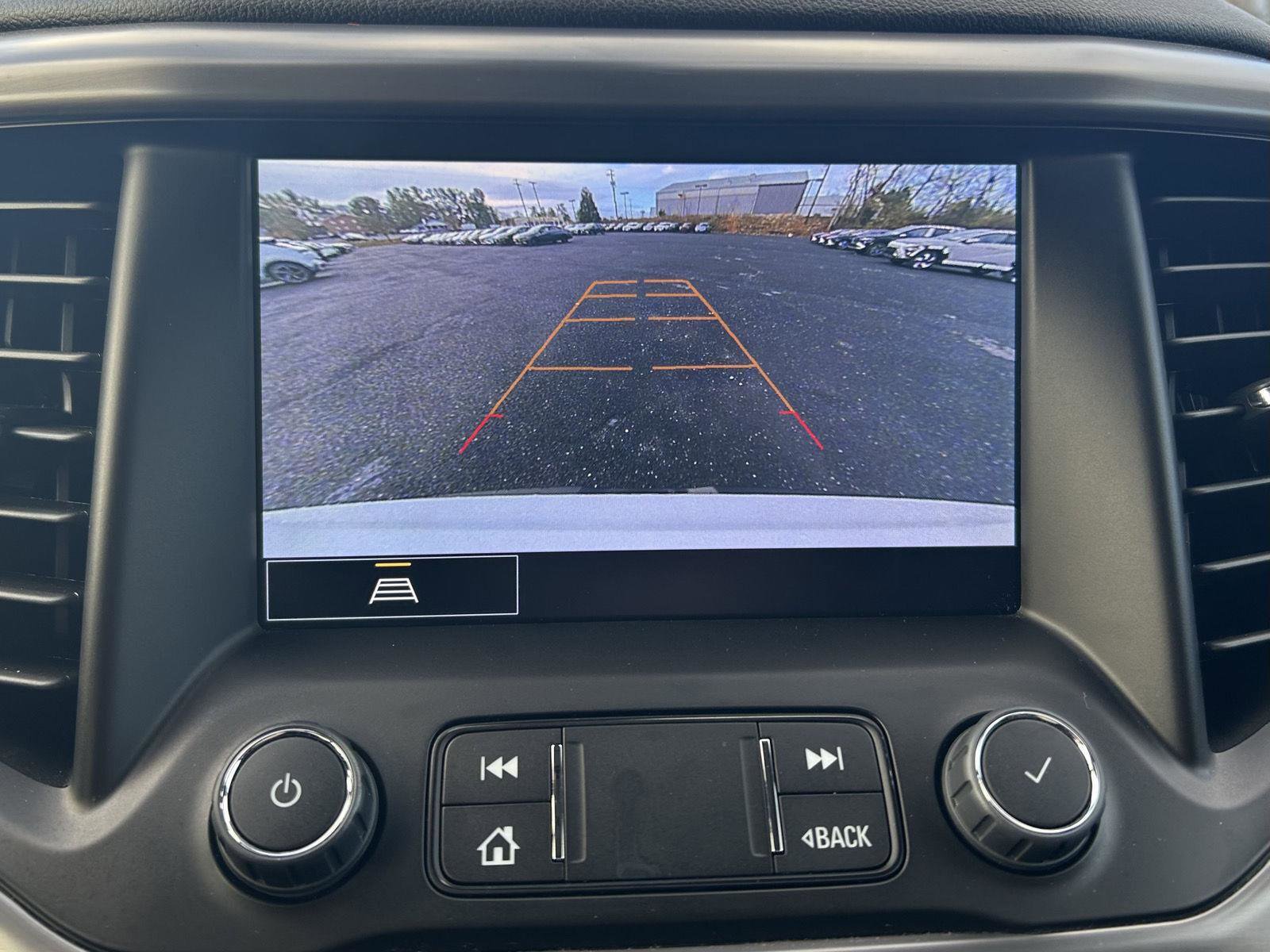 Used 2023 GMC Acadia AT4 w/ Preferred Package image 22