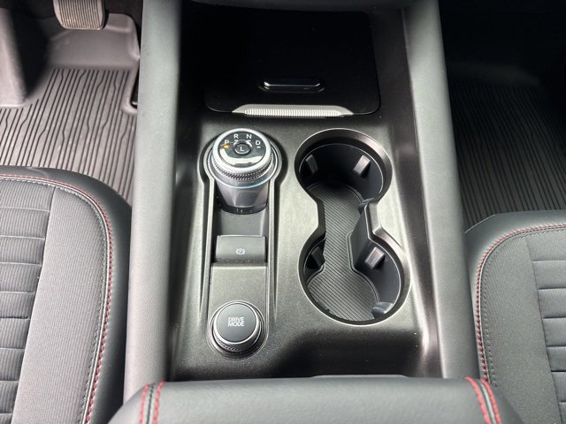 Used 2025 Ford Explorer ST-Line w/ Premium Package image 17