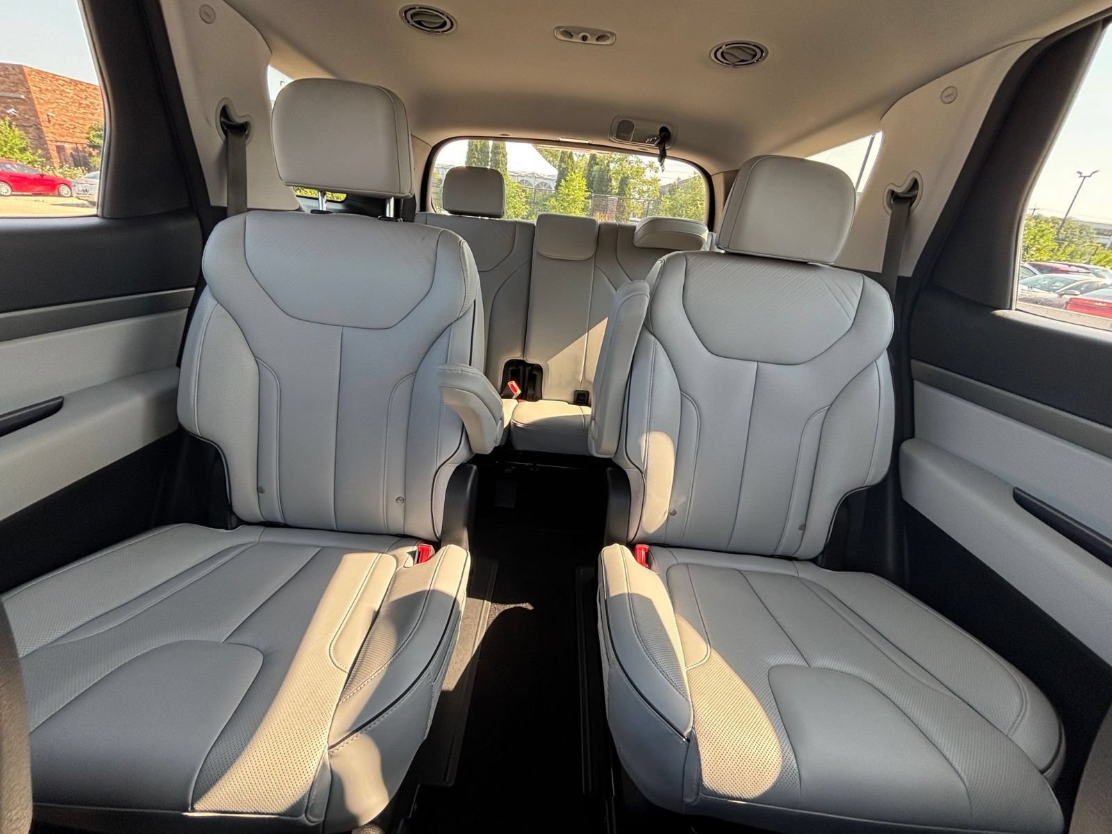 Used 2025 Hyundai Palisade SEL FWD image 40