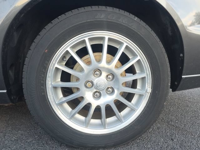 Used 2004 Chrysler Sebring LX FWD image 7