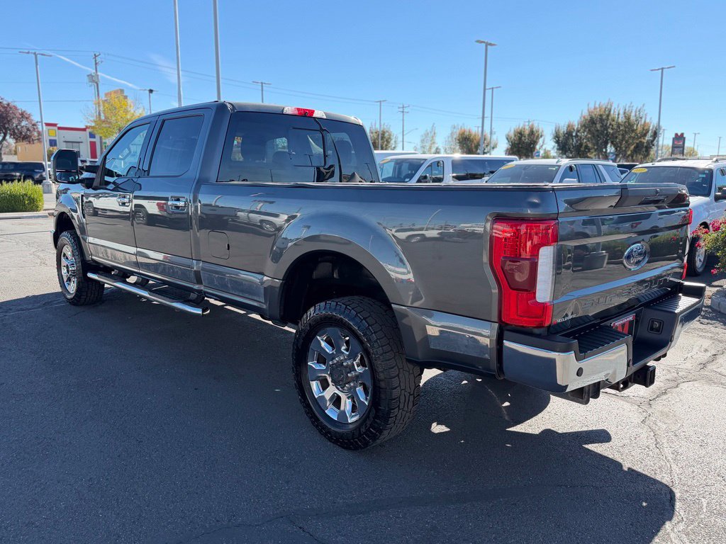 Used 2018 Ford F350 Lariat w/ Lariat Ultimate Package AWD/4WD image 5