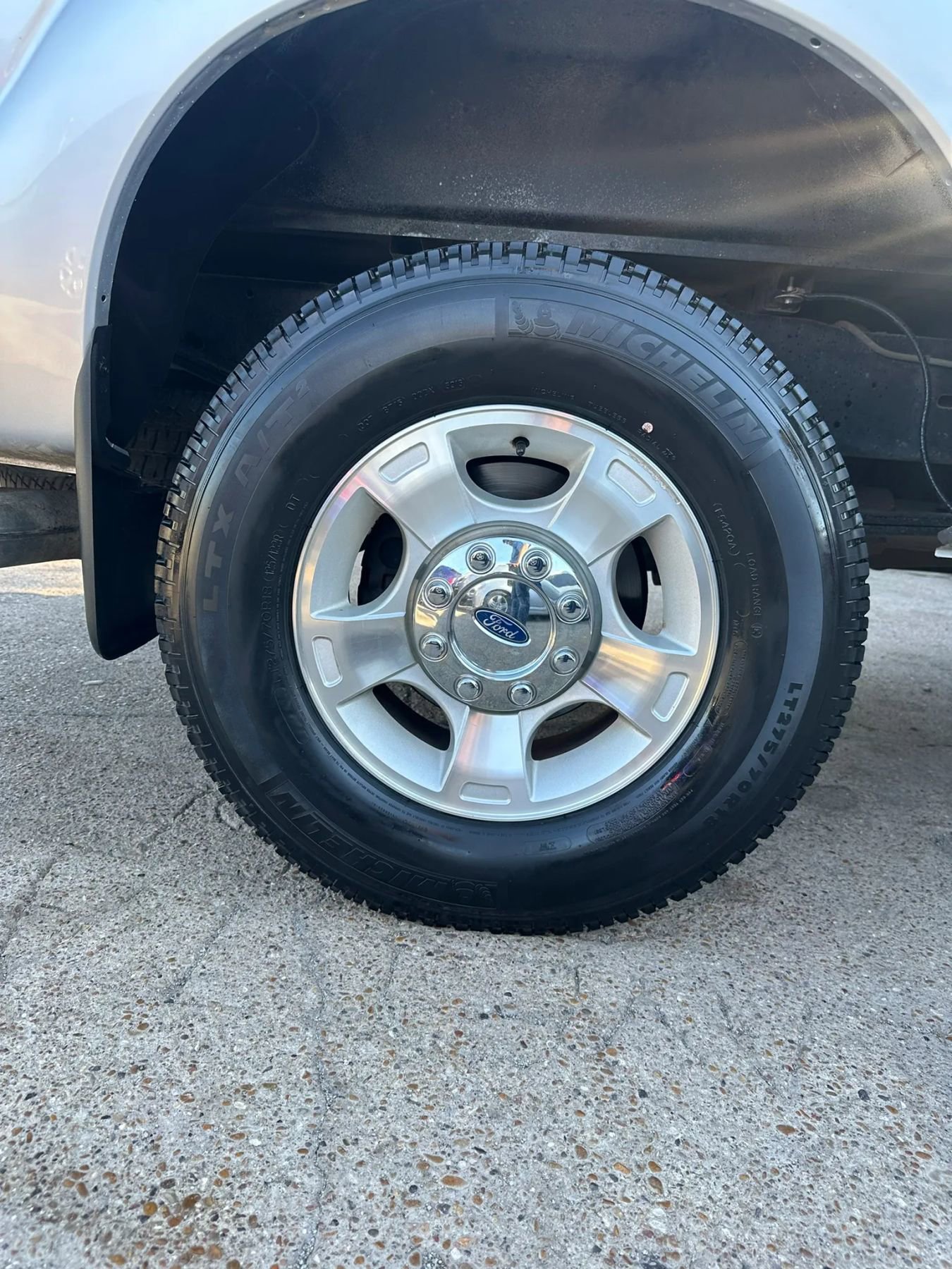 Used 2016 Ford F250 XLT w/ XLT Interior Package image 19