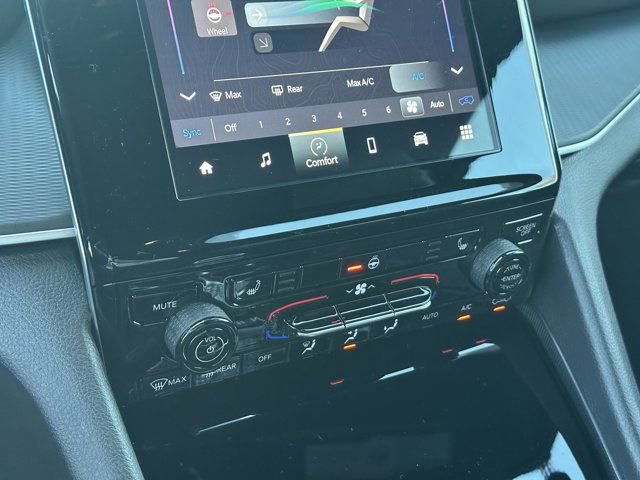 New 2025 Jeep Grand Cherokee L Altitude image 26