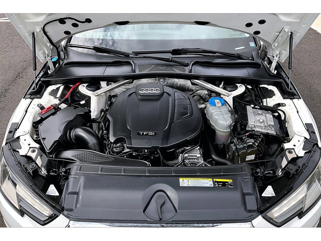 Used 2017 Audi A4 2.0T Premium image 10