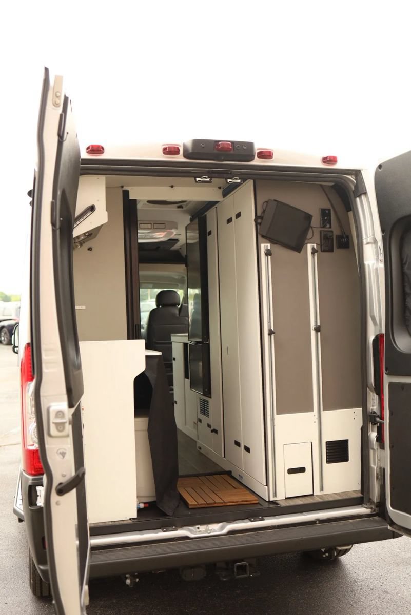 Used 2024 RAM ProMaster 3500 w/ Leather Interior Group FWD image 66