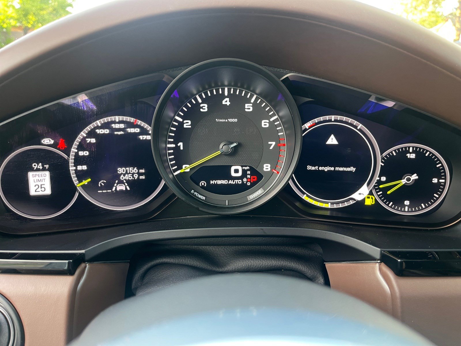 Used 2022 Porsche Cayenne E-Hybrid AWD/4WD image 17