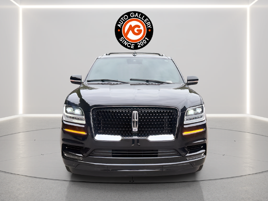 Used 2021 Lincoln Navigator L Reserve AWD/4WD image 2