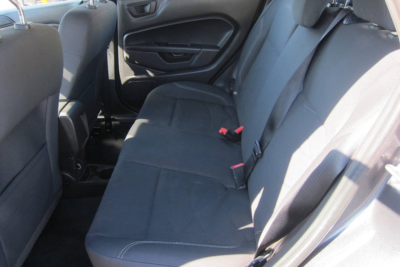 Used 2017 Ford Fiesta SE FWD image 15
