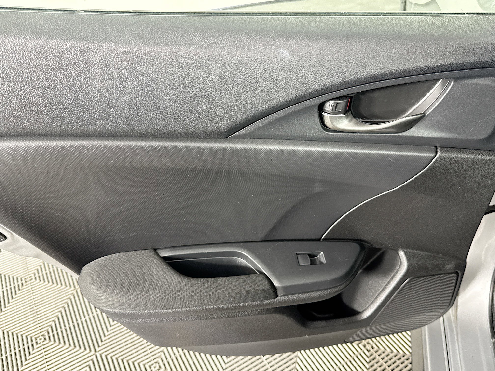 Used 2018 Honda Civic Sport image 24