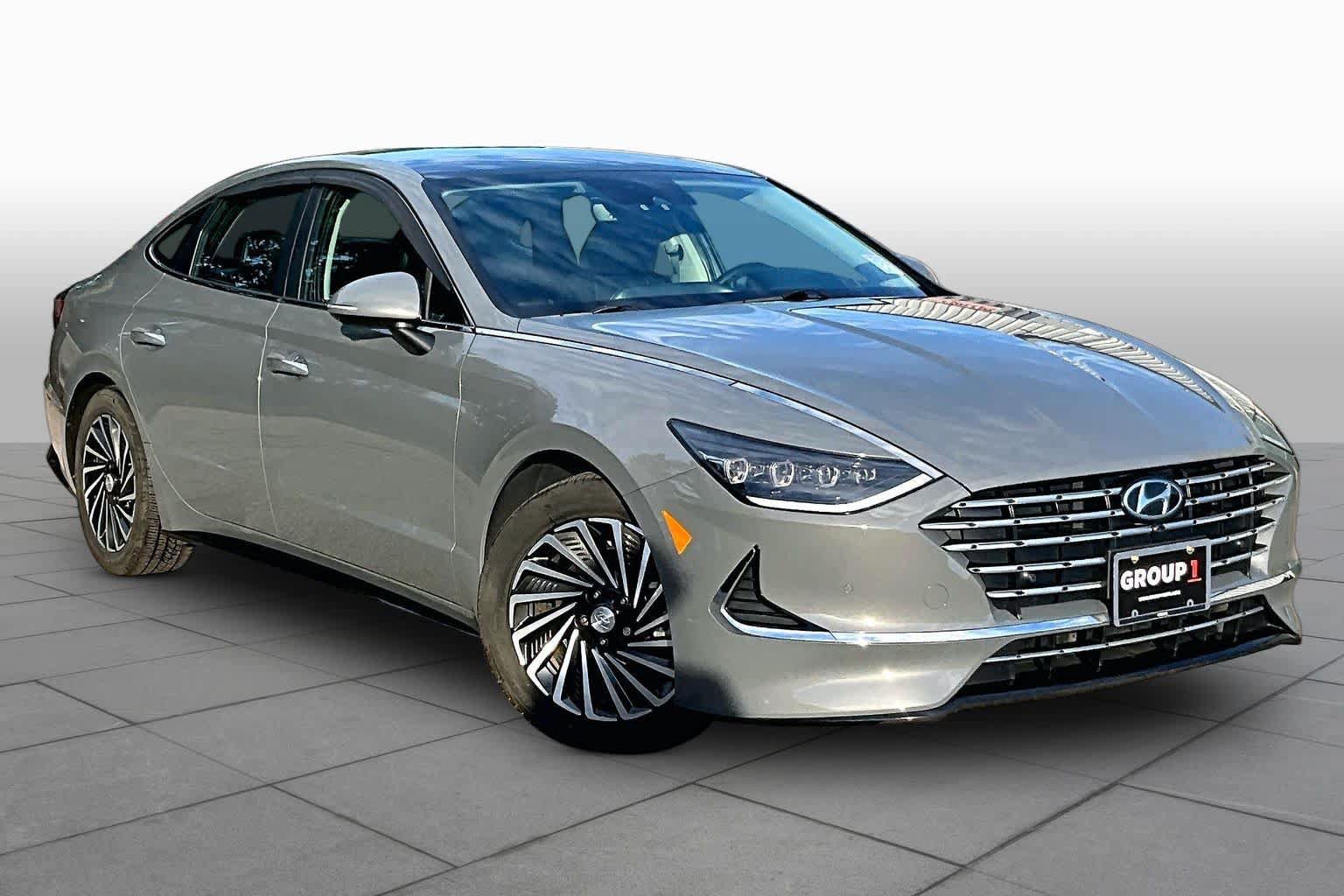 Used 2021 Hyundai Sonata Limited FWD image 3