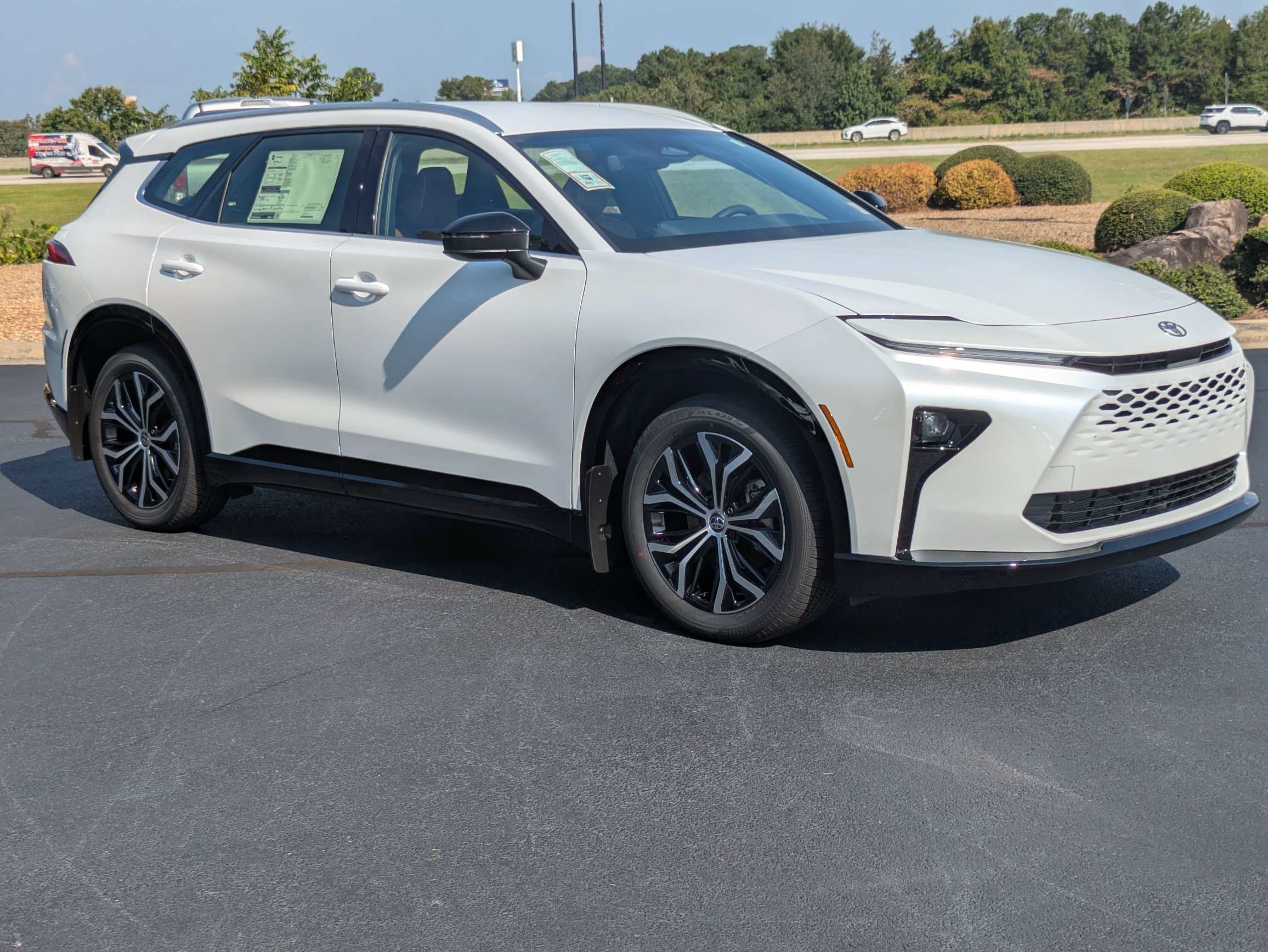 New 2026 Toyota Crown Signia AWD/4WD image 2