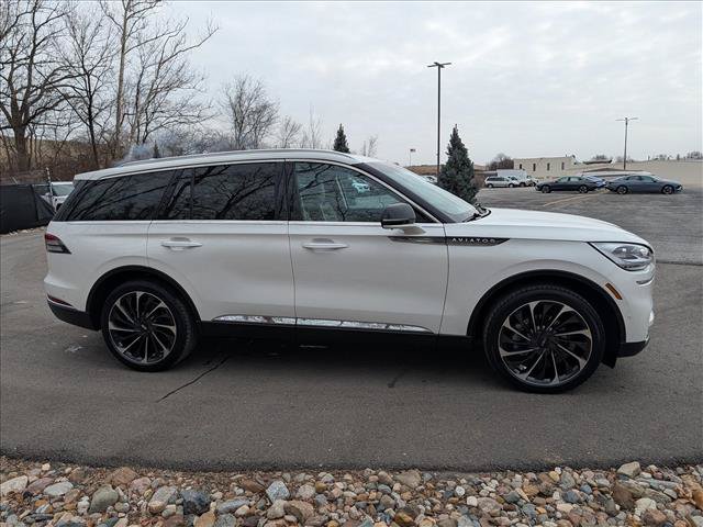 Certified 2023 Lincoln Aviator Reserve w/ Equipment Group 201A AWD/4WD image 6