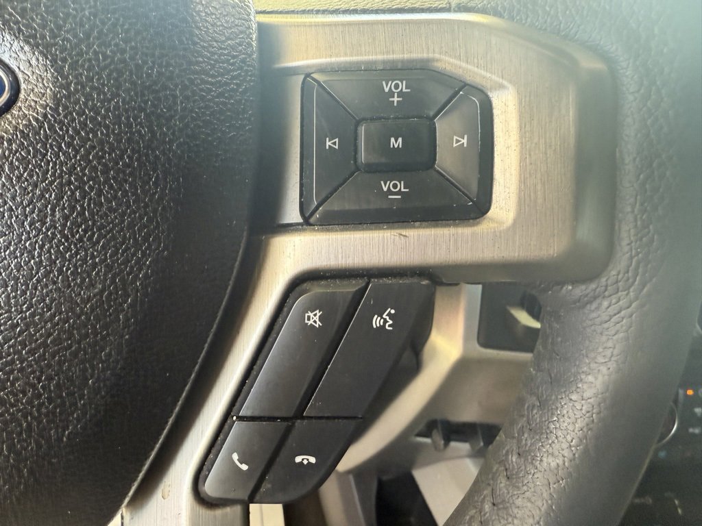 Used 2015 Ford F150 Platinum w/ Equipment Group 701A Luxury image 25