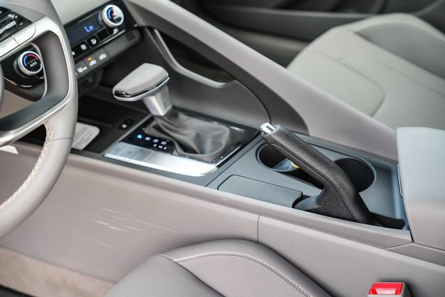 New 2026 Hyundai Elantra Sport FWD image 24