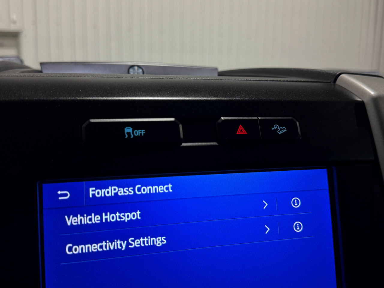 Used 2021 Ford F250 Lariat w/ Lariat Value Package image 38