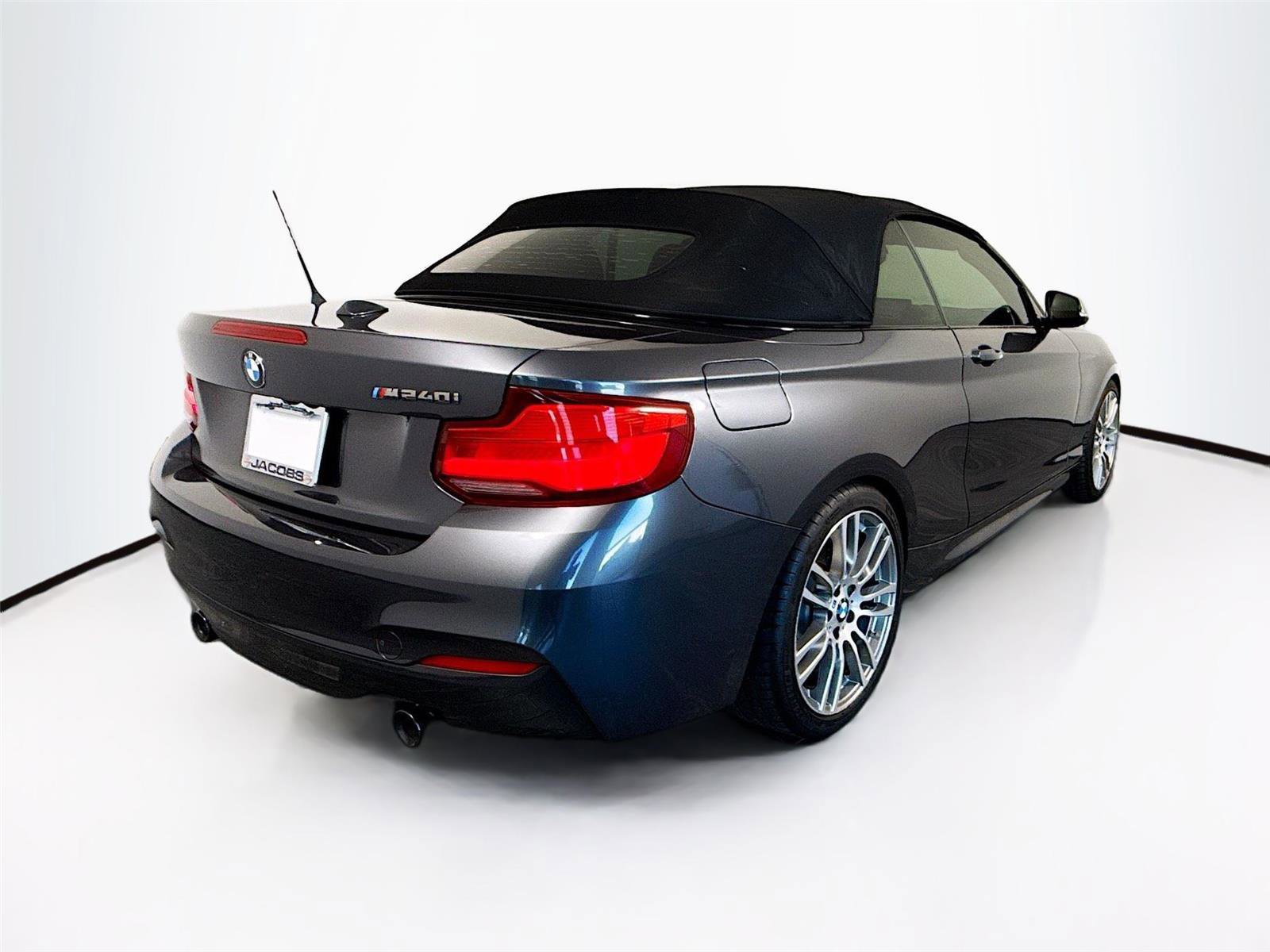 Used 2018 BMW M240i Convertible RWD image 33
