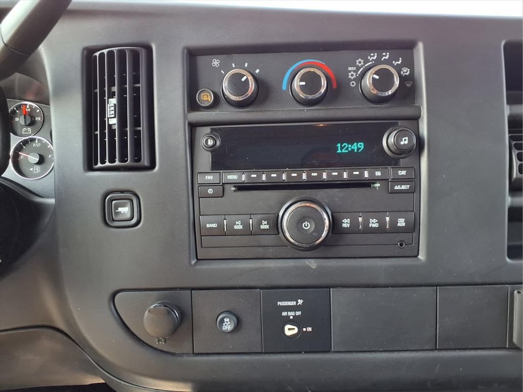 Used 2015 Chevrolet Express 3500 LT w/ LT Preferred Equipment Group RWD image 15