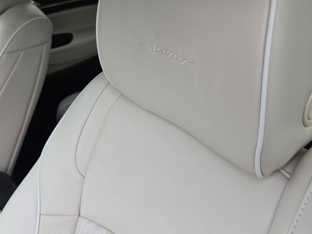 Certified 2024 Buick Enclave Avenir w/ Avenir Technology Package FWD image 15
