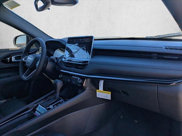 New 2026 Jeep Compass Latitude image 15