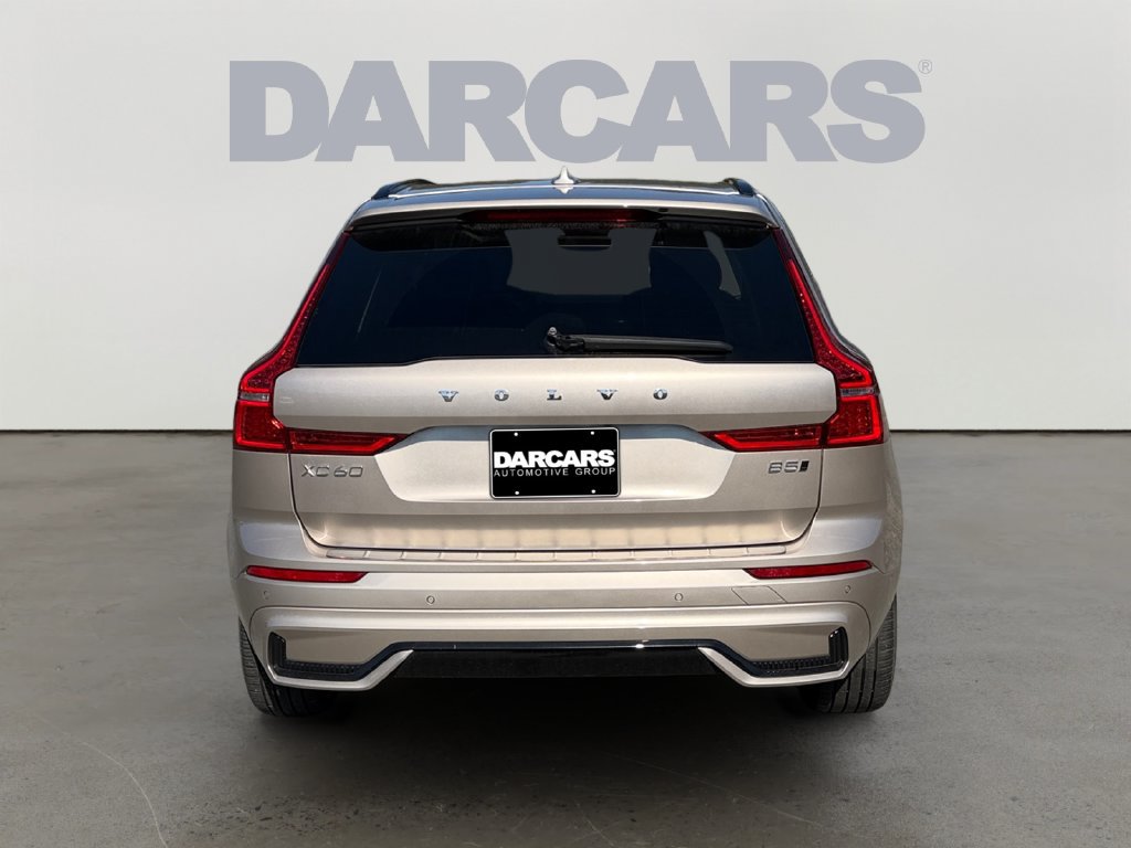 Certified 2024 Volvo XC60 B5 Plus w/ Protection Package Premier AWD/4WD image 6
