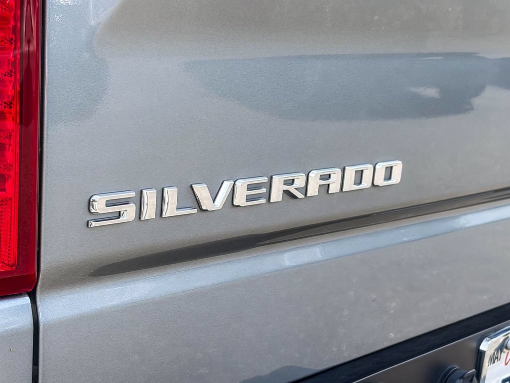 Certified 2025 Chevrolet Silverado 1500 Custom AWD/4WD image 9
