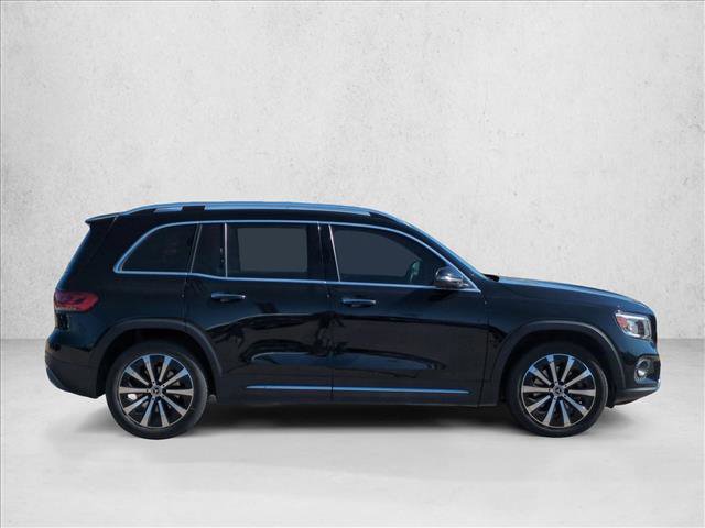 Used 2022 Mercedes-Benz GLB 250 image 4
