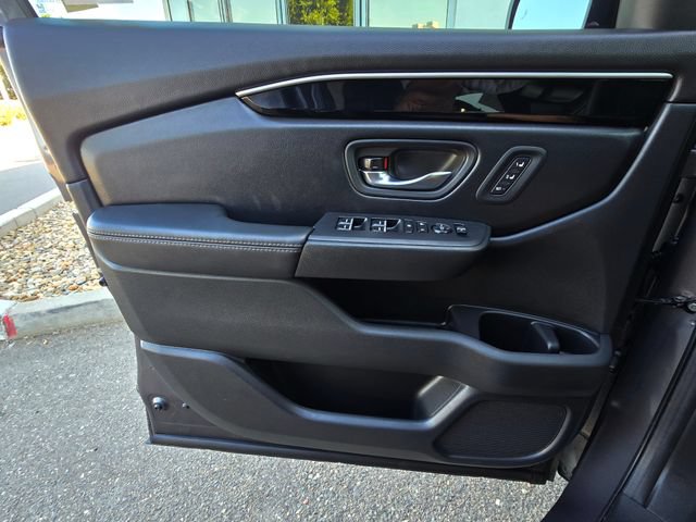 Used 2024 Honda Pilot Touring image 22