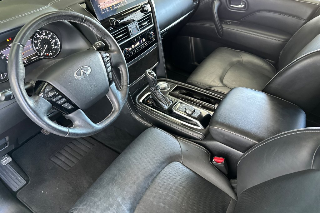 Used 2022 INFINITI QX80 Luxe w/ Cargo Package AWD/4WD image 4