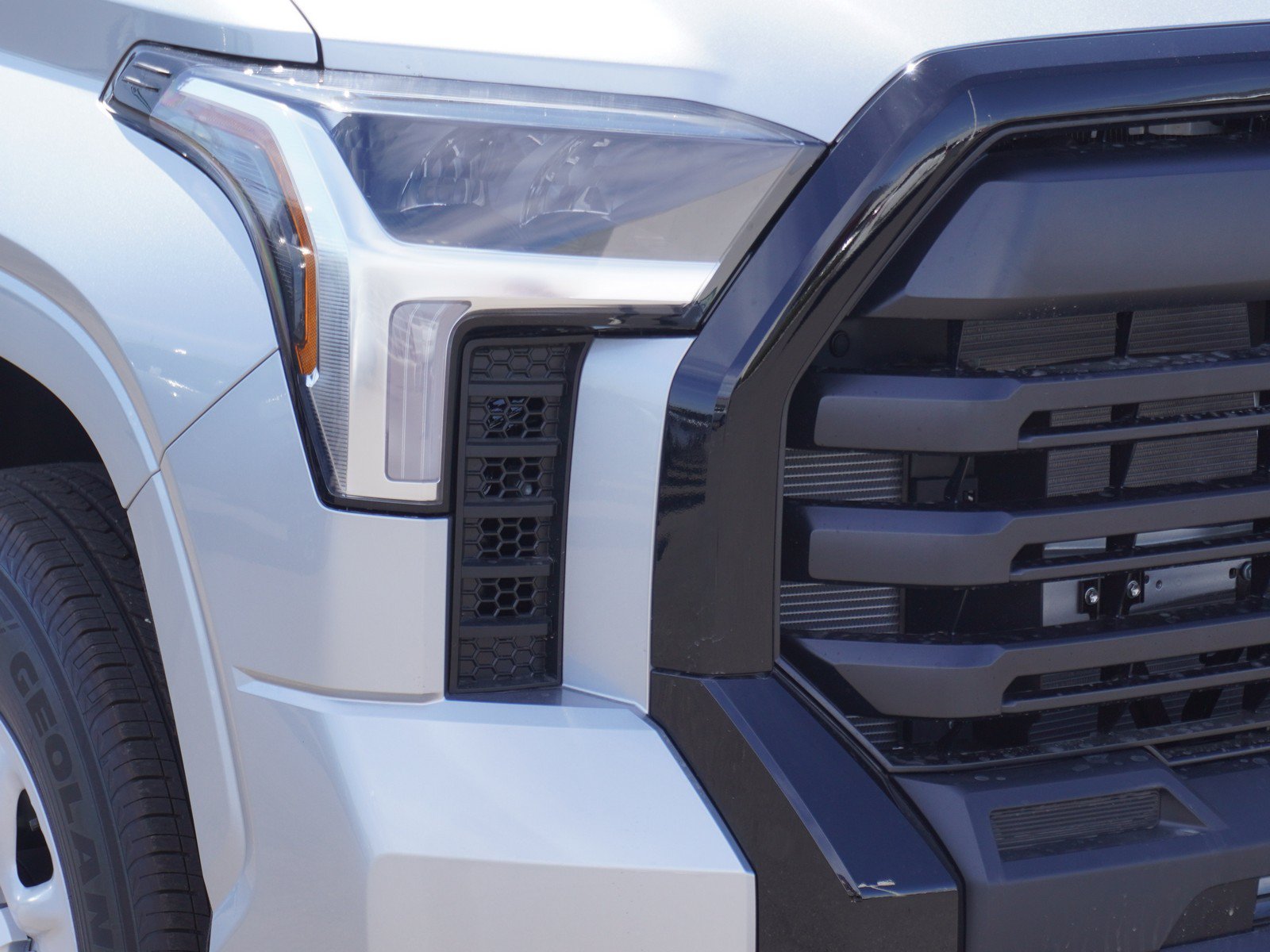New 2026 Toyota Tundra SR RWD image 3