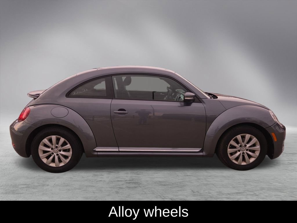 Used 2019 Volkswagen Beetle 2.0T S image 9