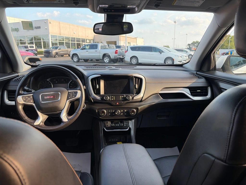 Used 2021 GMC Terrain SLT w/ Infotainment Package II AWD/4WD image 16