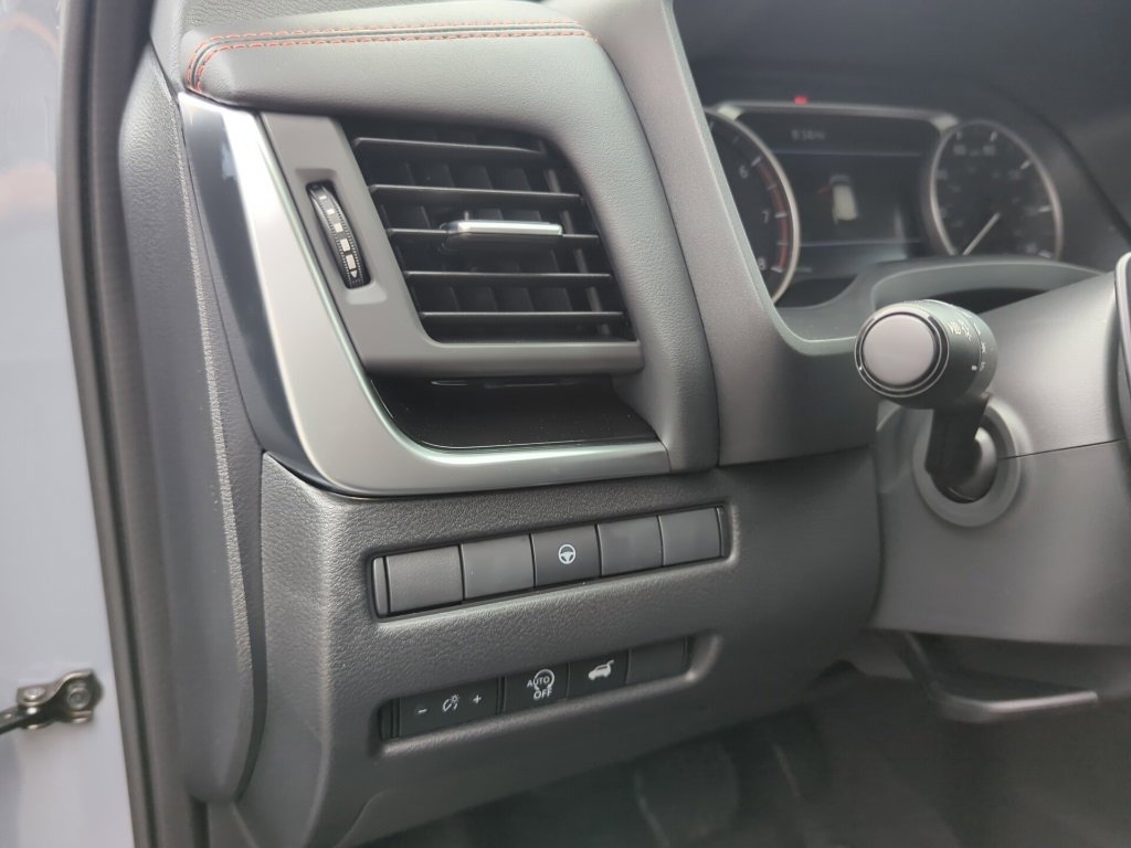 New 2026 Nissan Rogue SV image 12