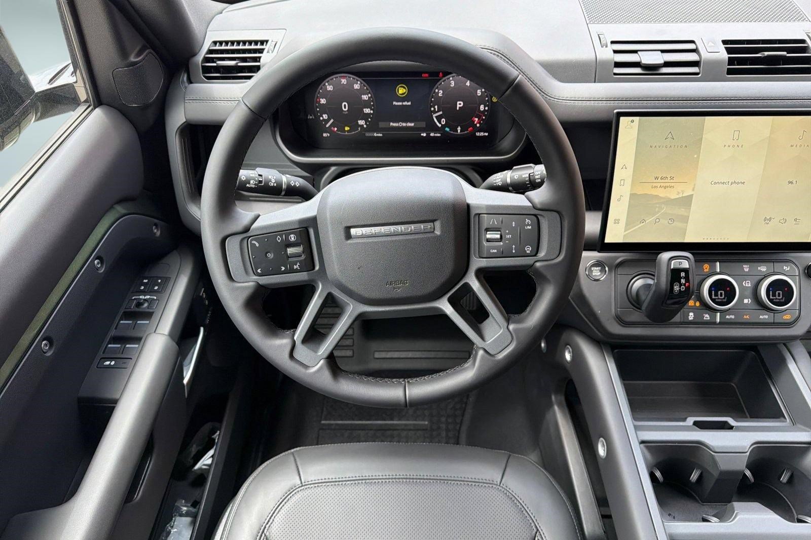 New 2026 Land Rover Defender 110 X-Dynamic SE AWD/4WD image 28