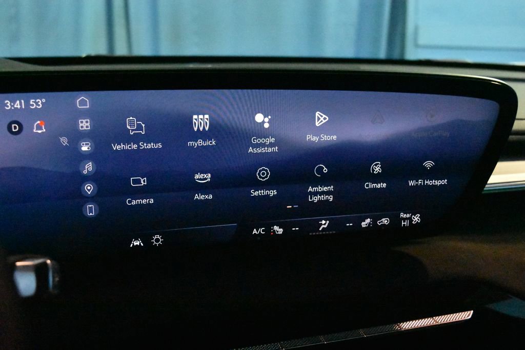 Used 2025 Buick Enclave Preferred image 11