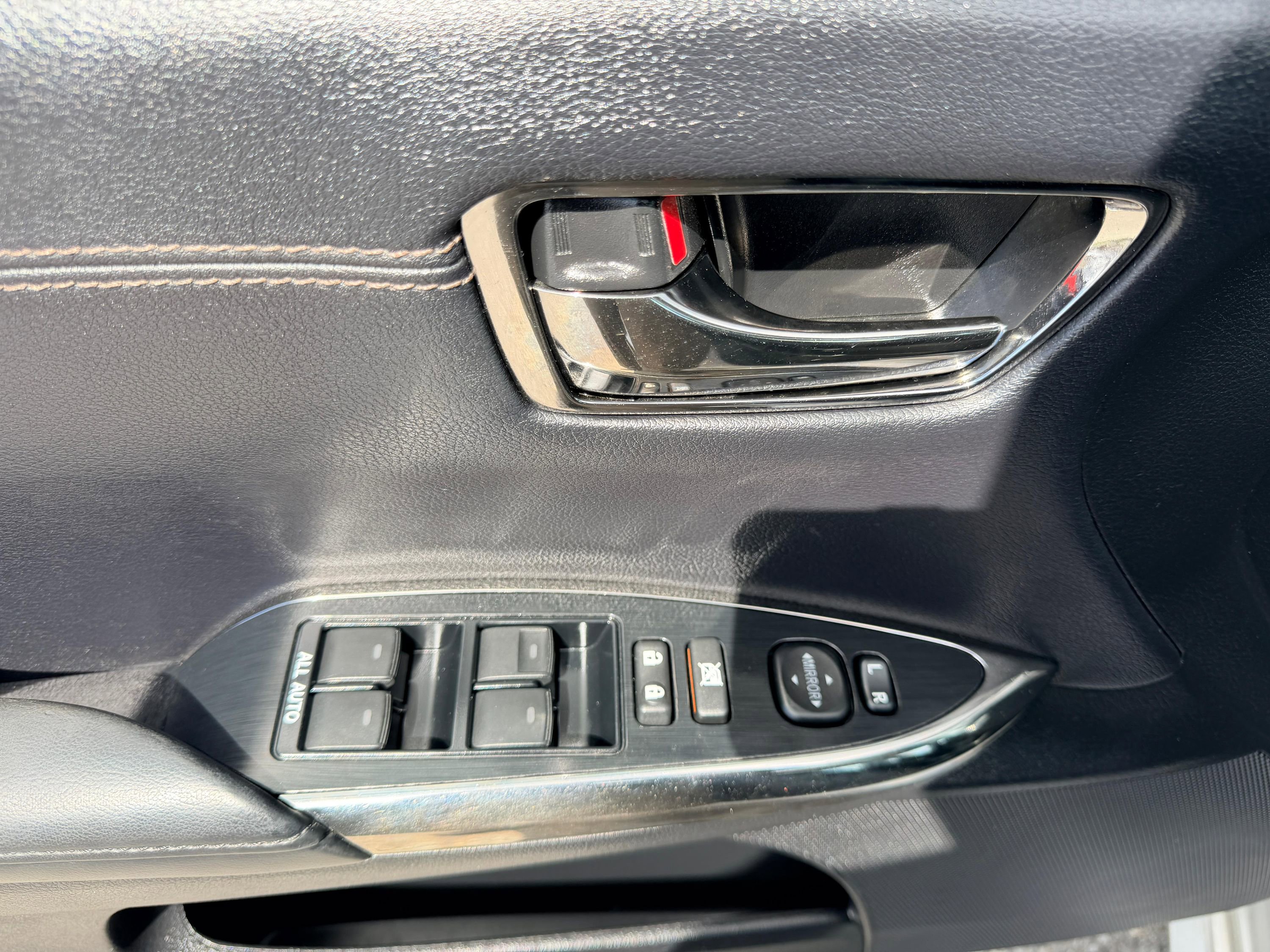 Used 2014 Toyota Avalon XLE Premium FWD image 17