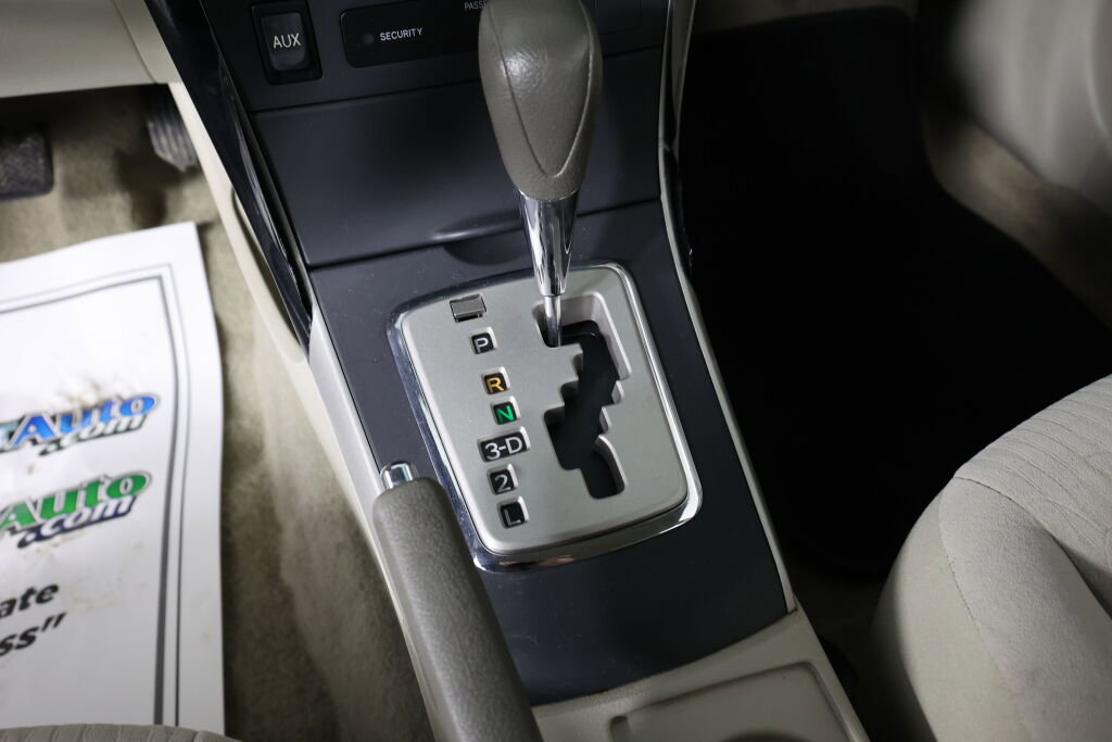 Used 2010 Toyota Corolla LE FWD image 35
